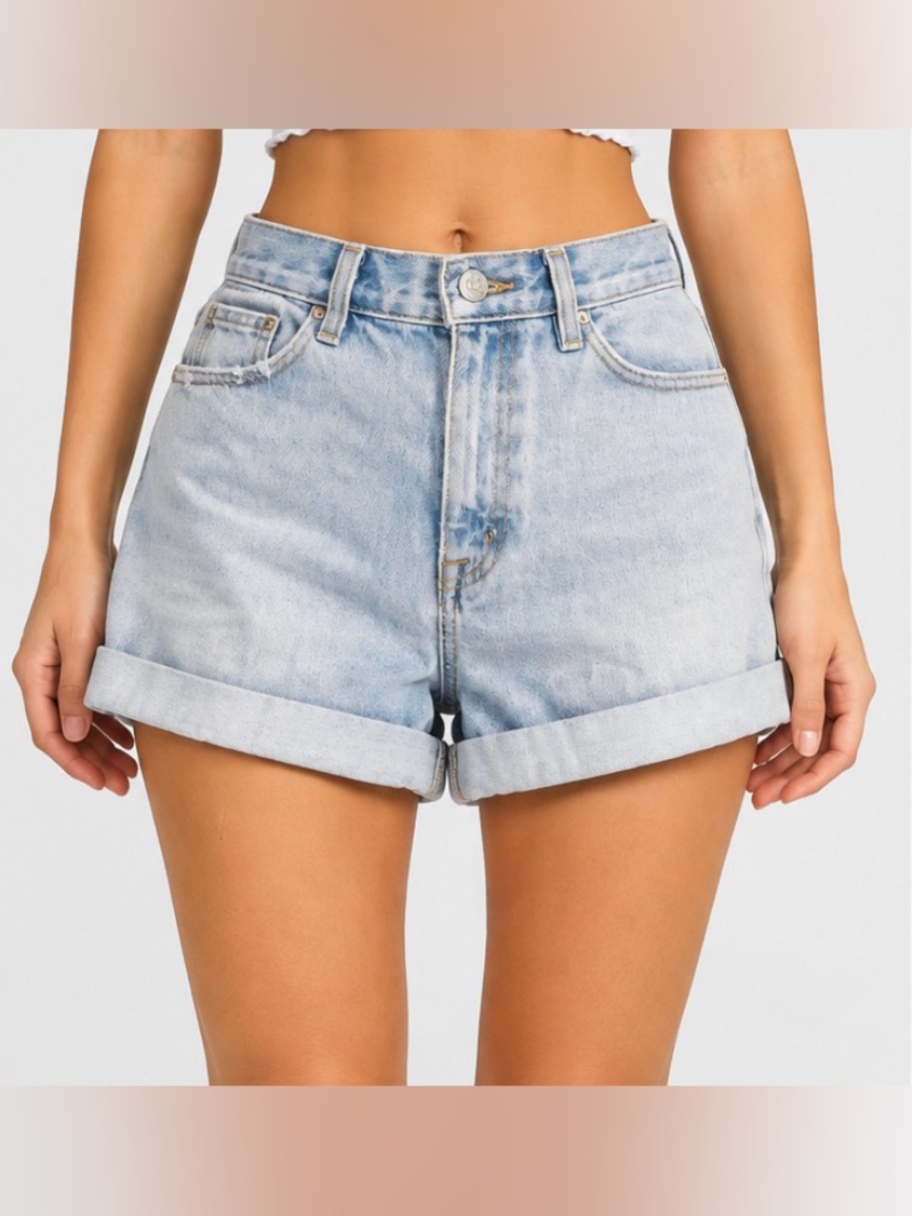 BDG Urban Outfitters High Rise Denim Shorts Light Wash Cuffed Size 28